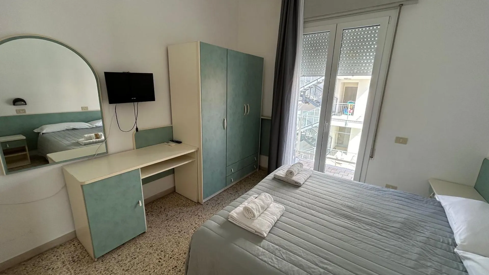 Hotel Zamagna Чезенатико